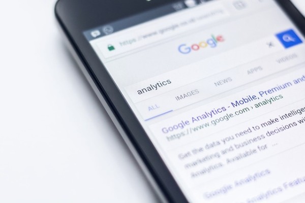 提升谷歌搜索排名：关键词优化的策略与实践